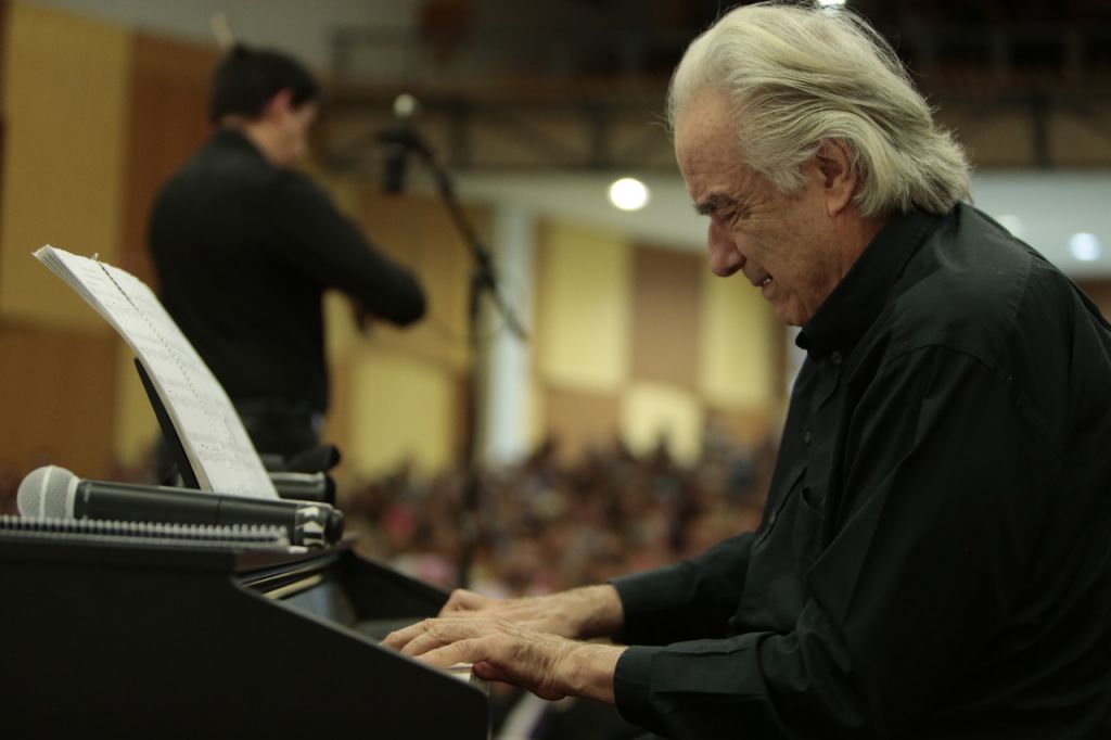 Sonorização para Conexão ACIC com o Maestro João Carlos Martins